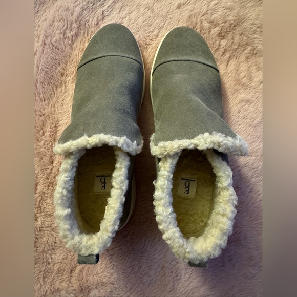 Women’s size 10 slip on suede and fleece Cambon Ankle booties / shoes New in Box - Picture 7 of 11